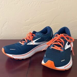 Brooks Ghost 14 - Size 8.5 M